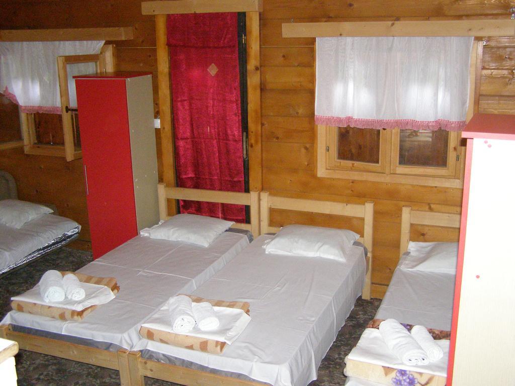Guesthouse Kuzmanovic Guča Exterior foto