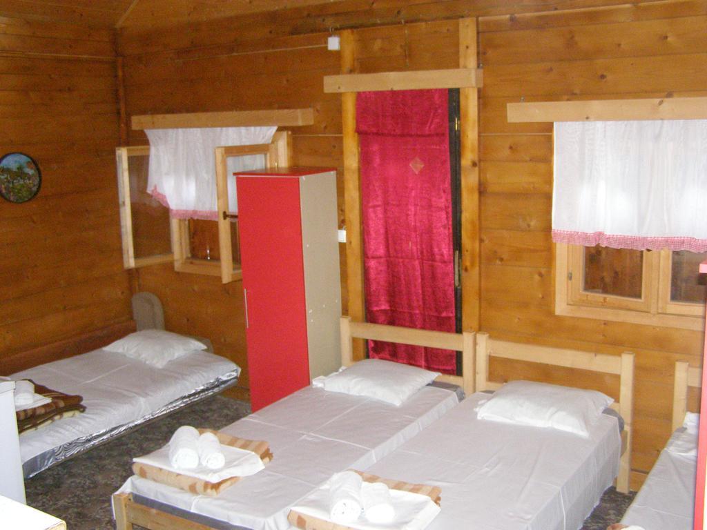 Guesthouse Kuzmanovic Guča Exterior foto